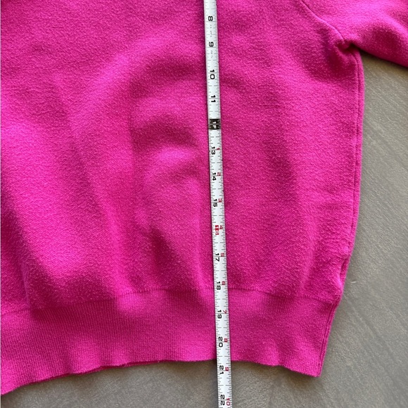 Monrow Pink Crew Neck Pull Over Sweater - Picture 7 of 7